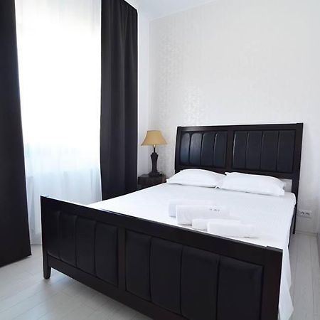 Imperia By Zev Apartments Năvodari Екстериор снимка