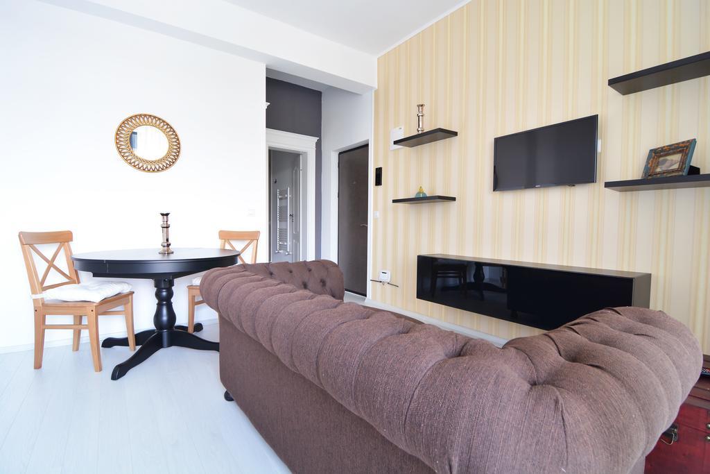 Imperia By Zev Apartments Năvodari Екстериор снимка